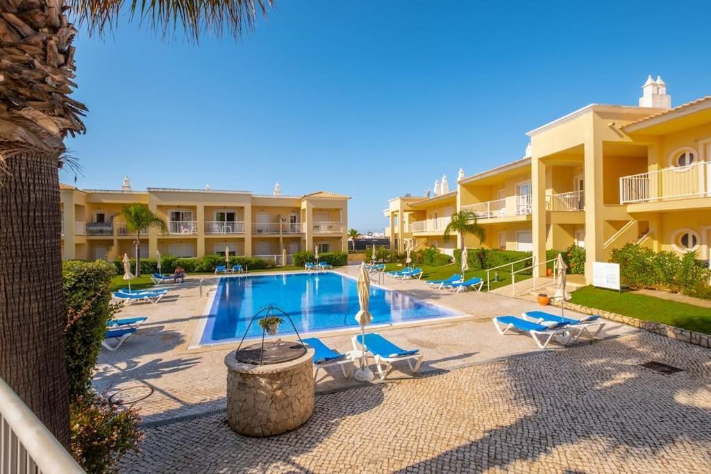 Stela'S House - Alojamento Local Apartment Gale  Exterior photo